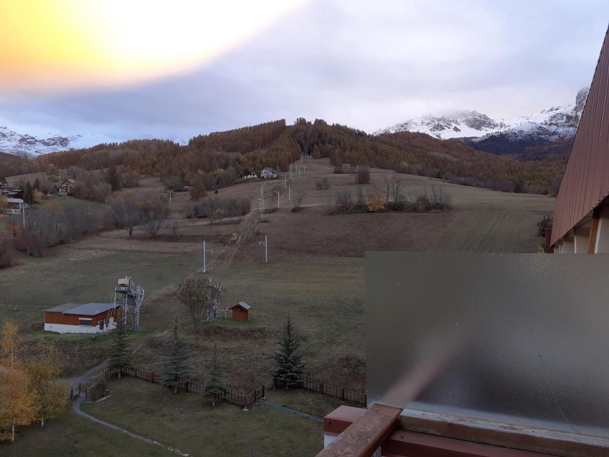 Appartement 2 Ch 40 M2 Au Pied Des Pistes De Ski Enchastrayes Bagian luar foto